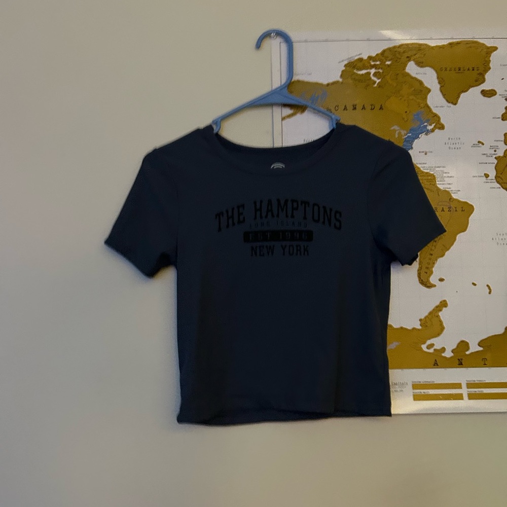 “The Hamptons” crop top
